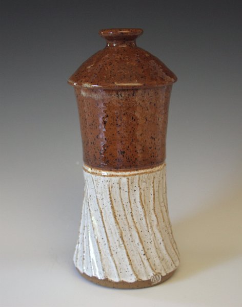 009 9-inch Covered VC Jar.jpg